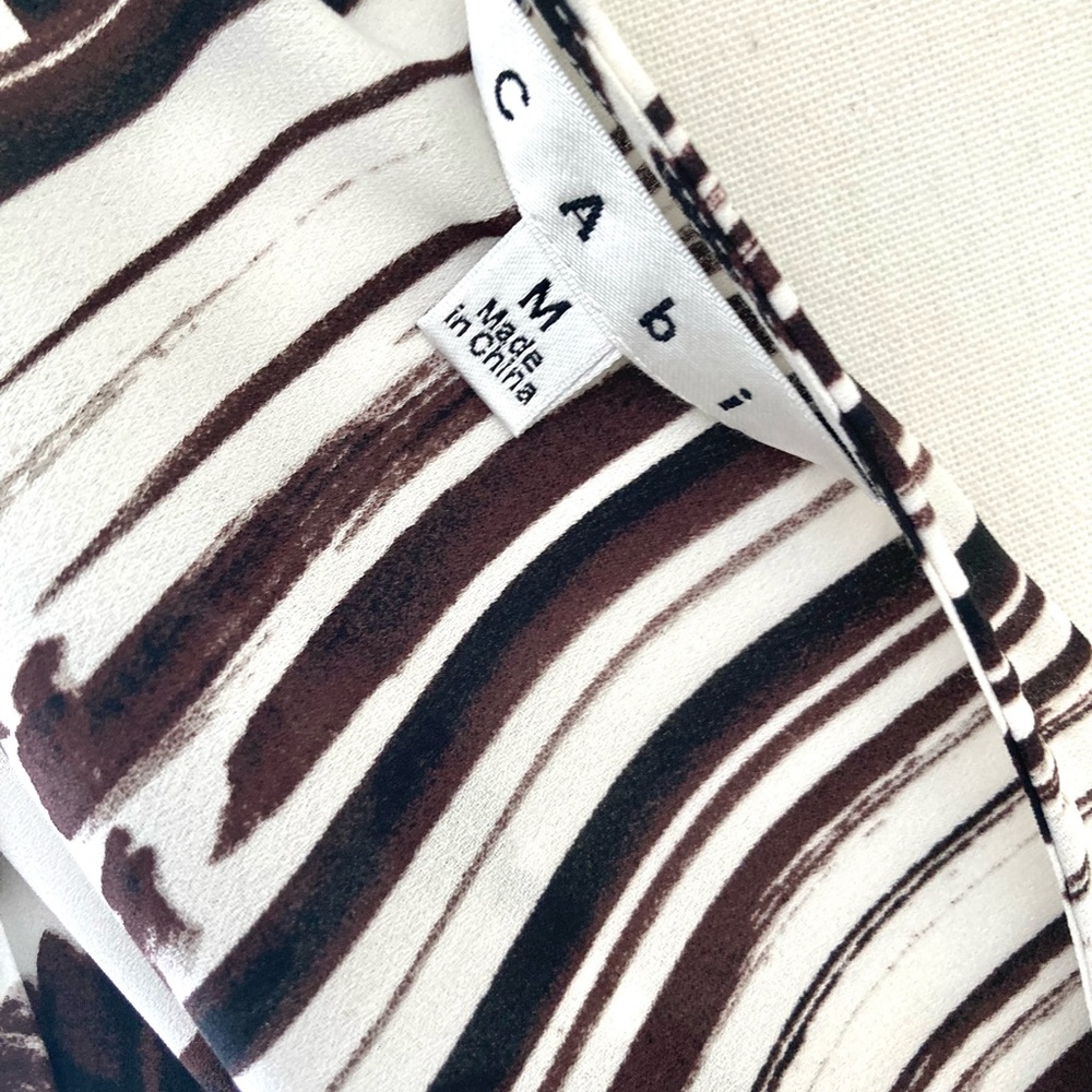 Cabi Skin Print Wrap Top Size M - Picture 9 of 11